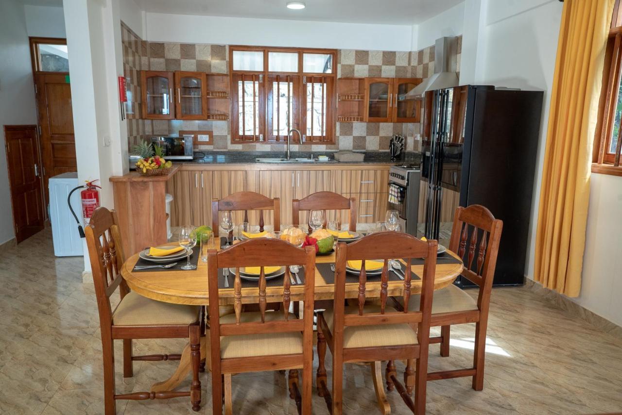 La Belle Residence Self Catering Accommodation Beau Vallon  Buitenkant foto