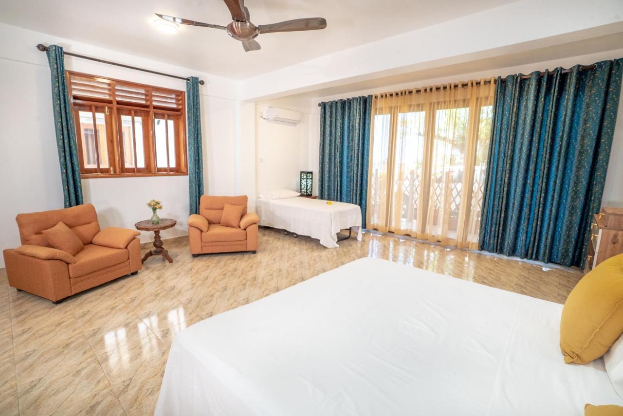 La Belle Residence Self Catering Accommodation Beau Vallon  Buitenkant foto
