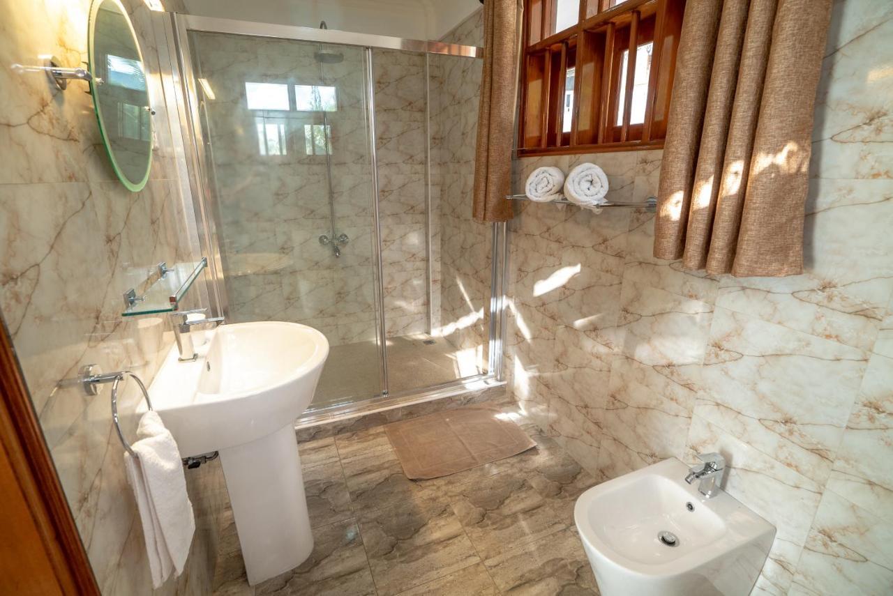 La Belle Residence Self Catering Accommodation Beau Vallon  Buitenkant foto