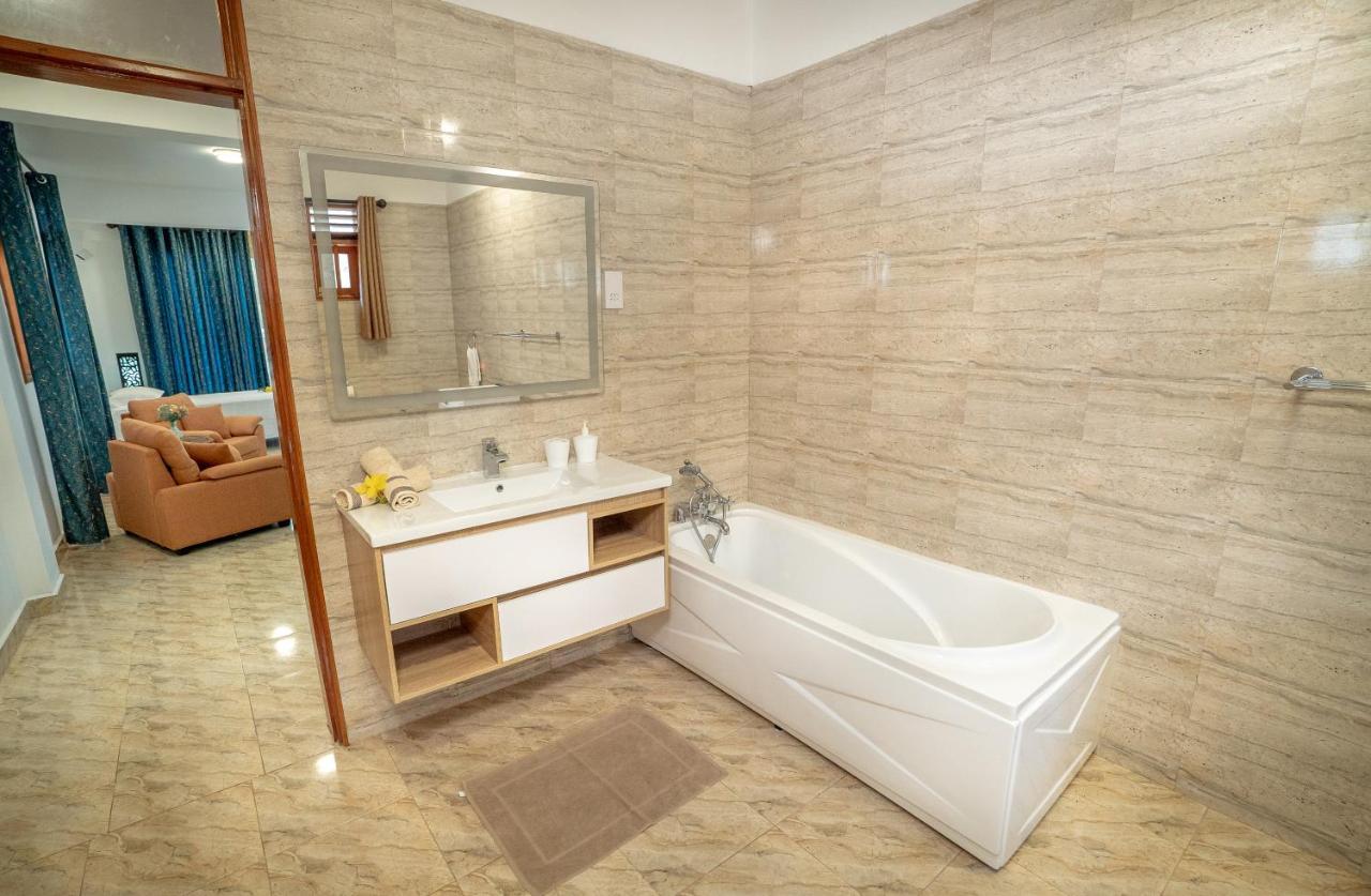 La Belle Residence Self Catering Accommodation Beau Vallon  Buitenkant foto