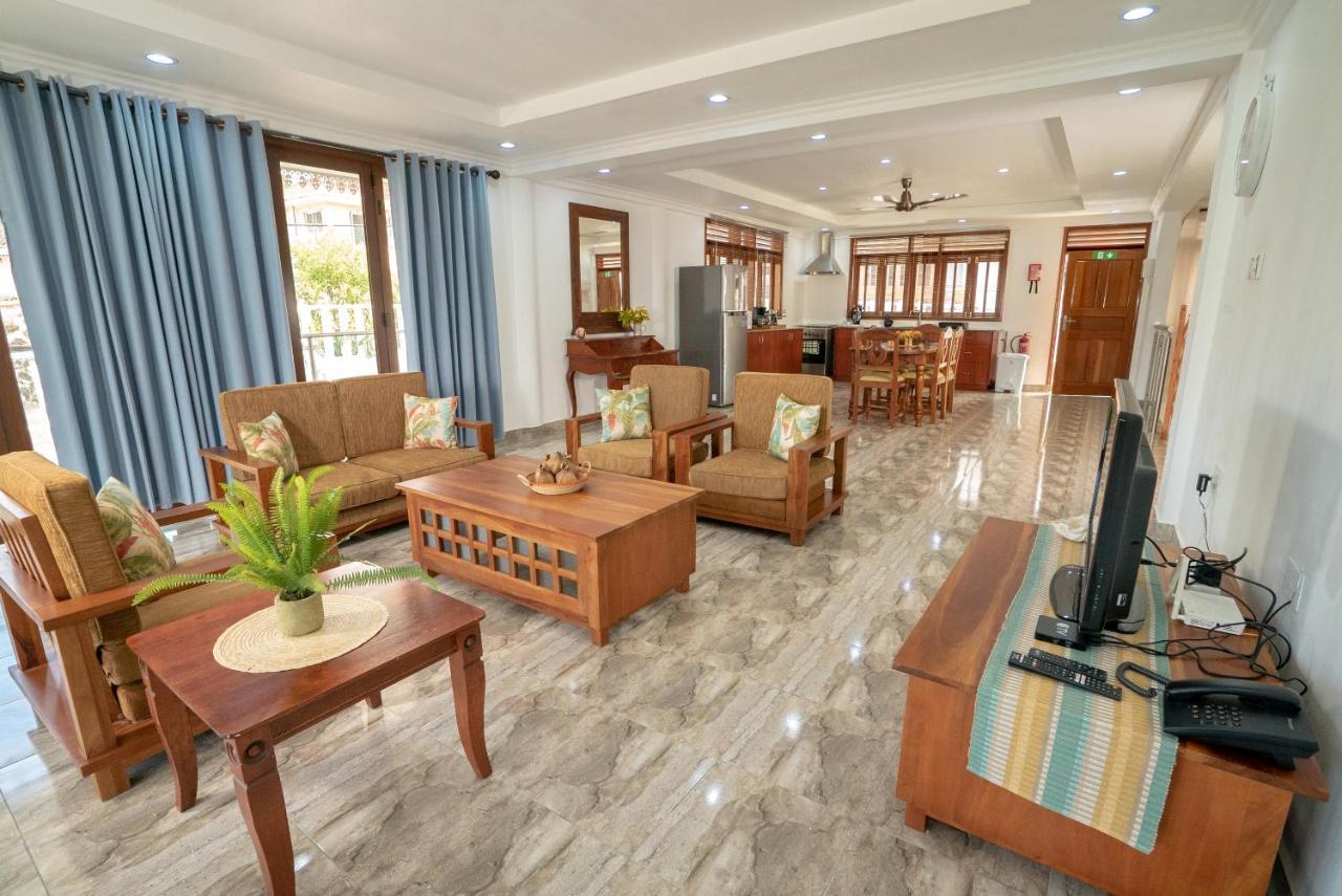 La Belle Residence Self Catering Accommodation Beau Vallon  Buitenkant foto